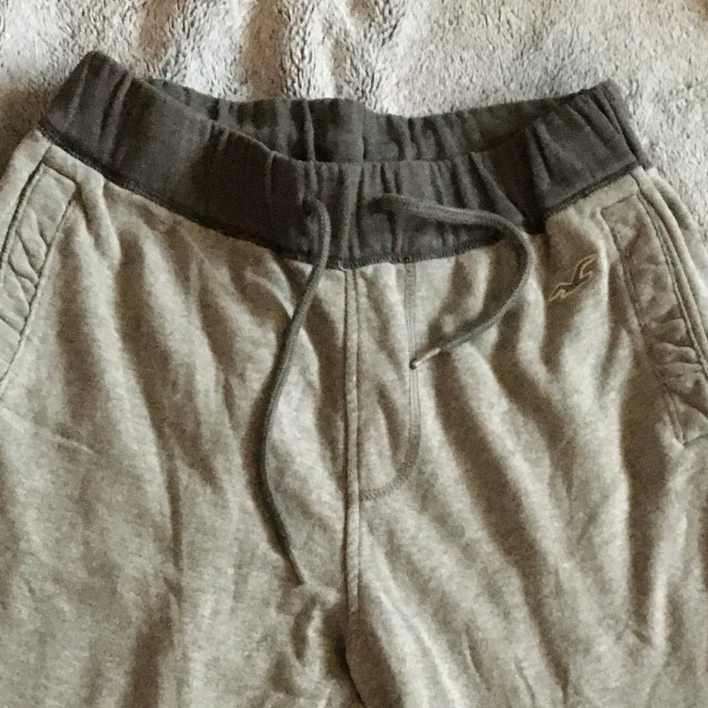 ⚡️3 for $25-HOLLISTER *SIZE XS * JOGGER SWEATPANTS
